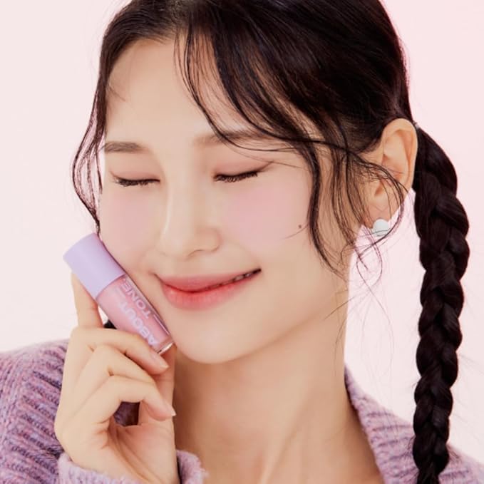 Fluffy Air Blusher 5 Colors - Lightweight Melting Liquid Blush for Colorful Cheeks, Highly Pigmented, Cheekbones and Eye Makeup, Soft Matte Finish, Buildable Formula (01 BEBE CORAL)