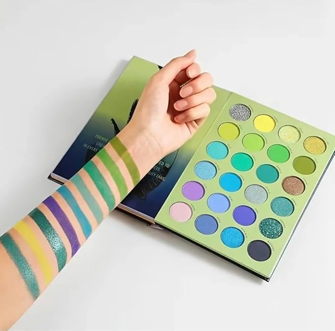 Generic Majical Book of Beauty Makeup Palette, 72 Colors, 3-Layer Folding Book, Eyeshadow Palette, Long Lasting