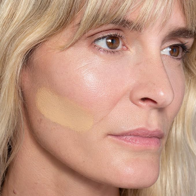 ILIA - True Skin Serum Foundation | Non-comedogenic, Cruelty-Free, Vegan, Weightless Feel, Buildable Coverage, Safe For Sensitive Skin (Corsica SF3.5)