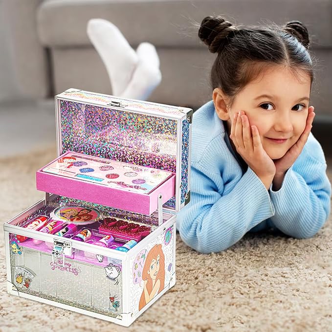 Disney Princess Train Case Girls Beauty Set, Kids Makeup Kit for Girls, Real Washable Toy Makeup Set, Play Makeup, Pretend Play, Party Favor, Birthday, Toys Ages 3 4 5 6 7 8 9 10 11 12